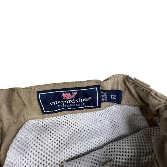 Vineyard Vines Boys Performance Shorts Khaki Size 12 & 14 available - Picture 3 of 3
